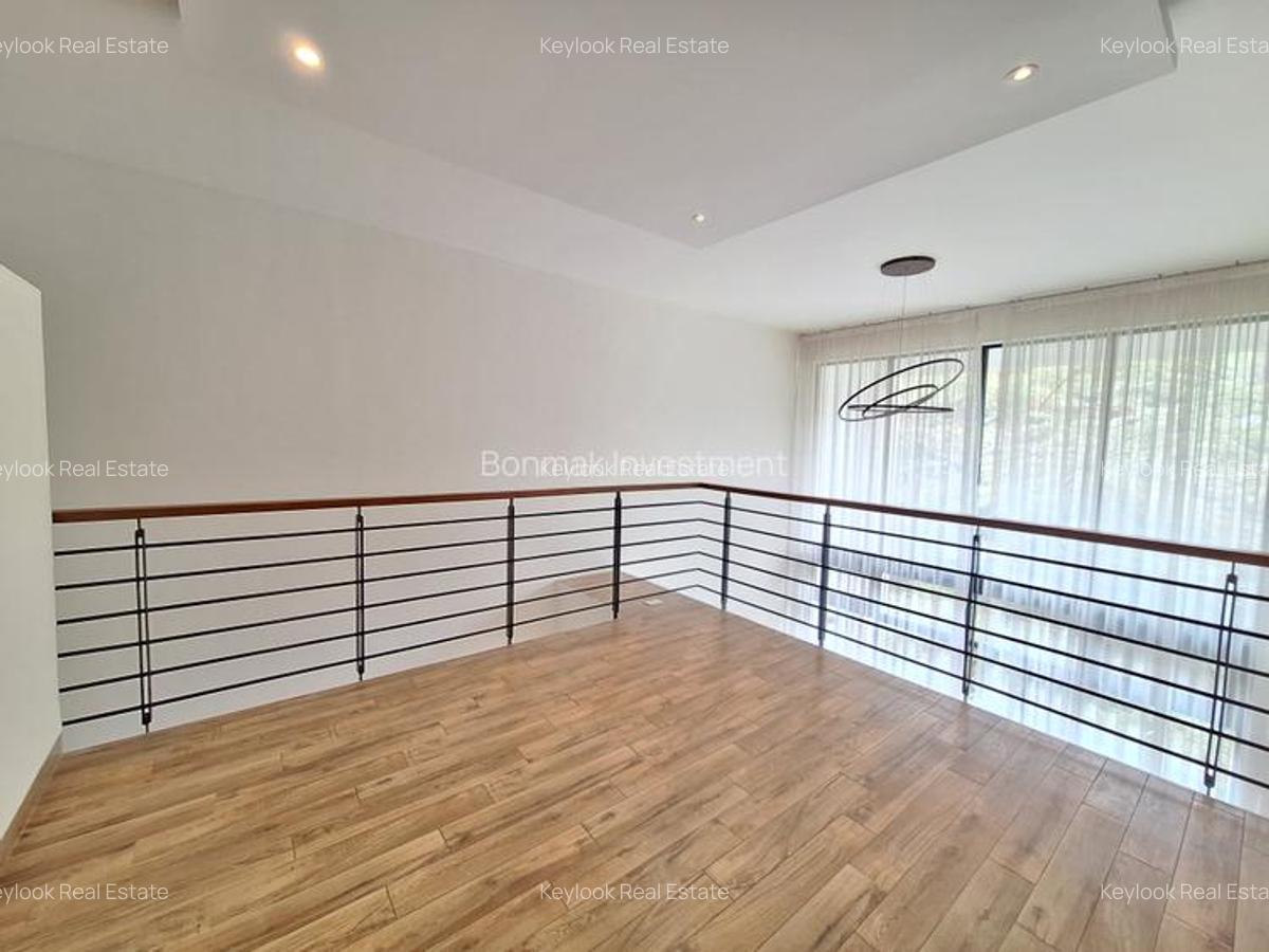 3 Bed Apartment with En Suite at Riverside Drive - 14