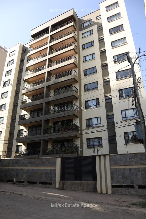 4 Bed Apartment with En Suite in Parklands - 1