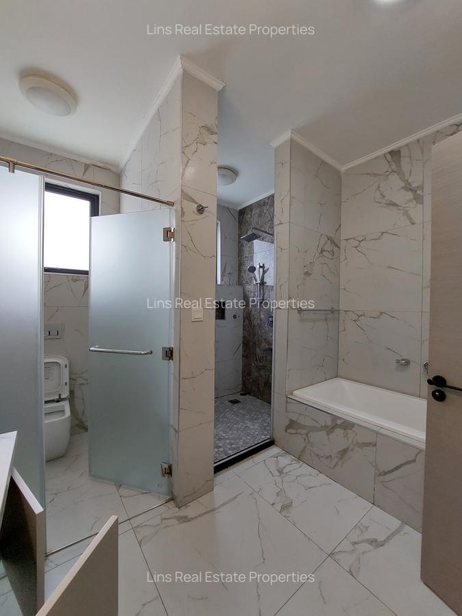 5 Bed Townhouse with En Suite in Lavington - 8