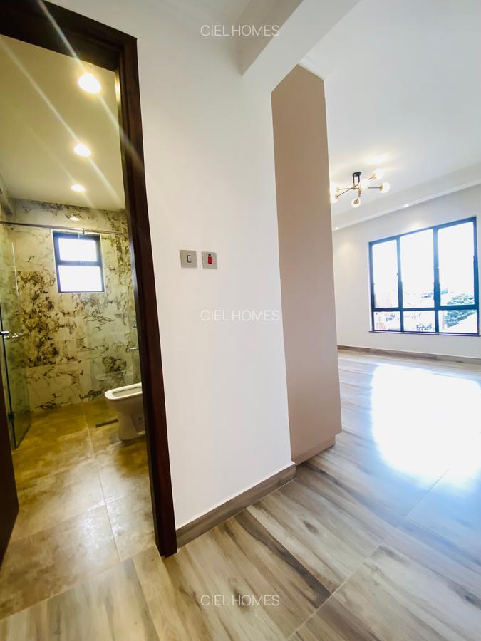 2 Bed Apartment with En Suite in Westlands Area - 10