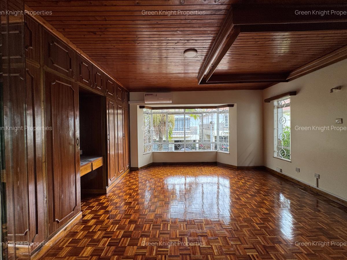4 Bed Townhouse with En Suite in Kilimani - 4