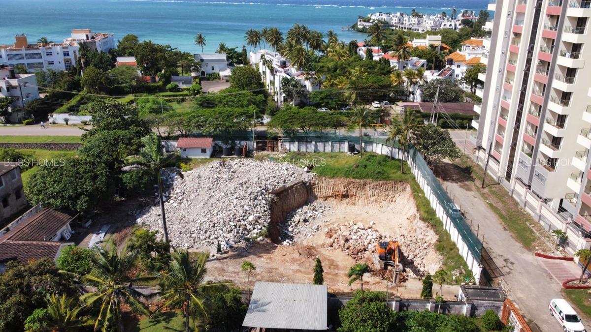 3 Bed Apartment with En Suite at Nyali - 2