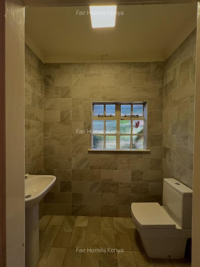 4 Bed House with En Suite at Lavington Green - 4