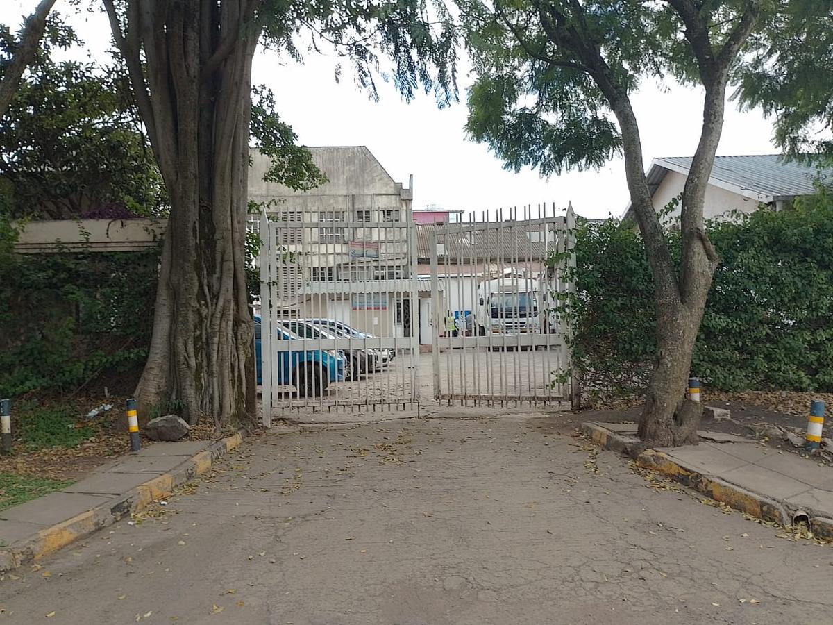 0.5 ac Commercial Property with Service Charge Included at Likoni Road - 5