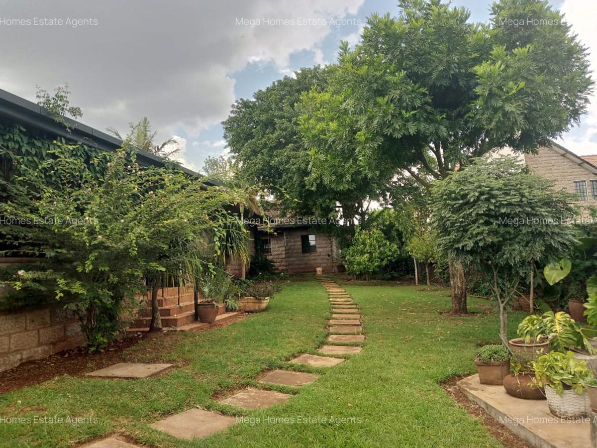 5 Bed House with En Suite in Nyari - 6