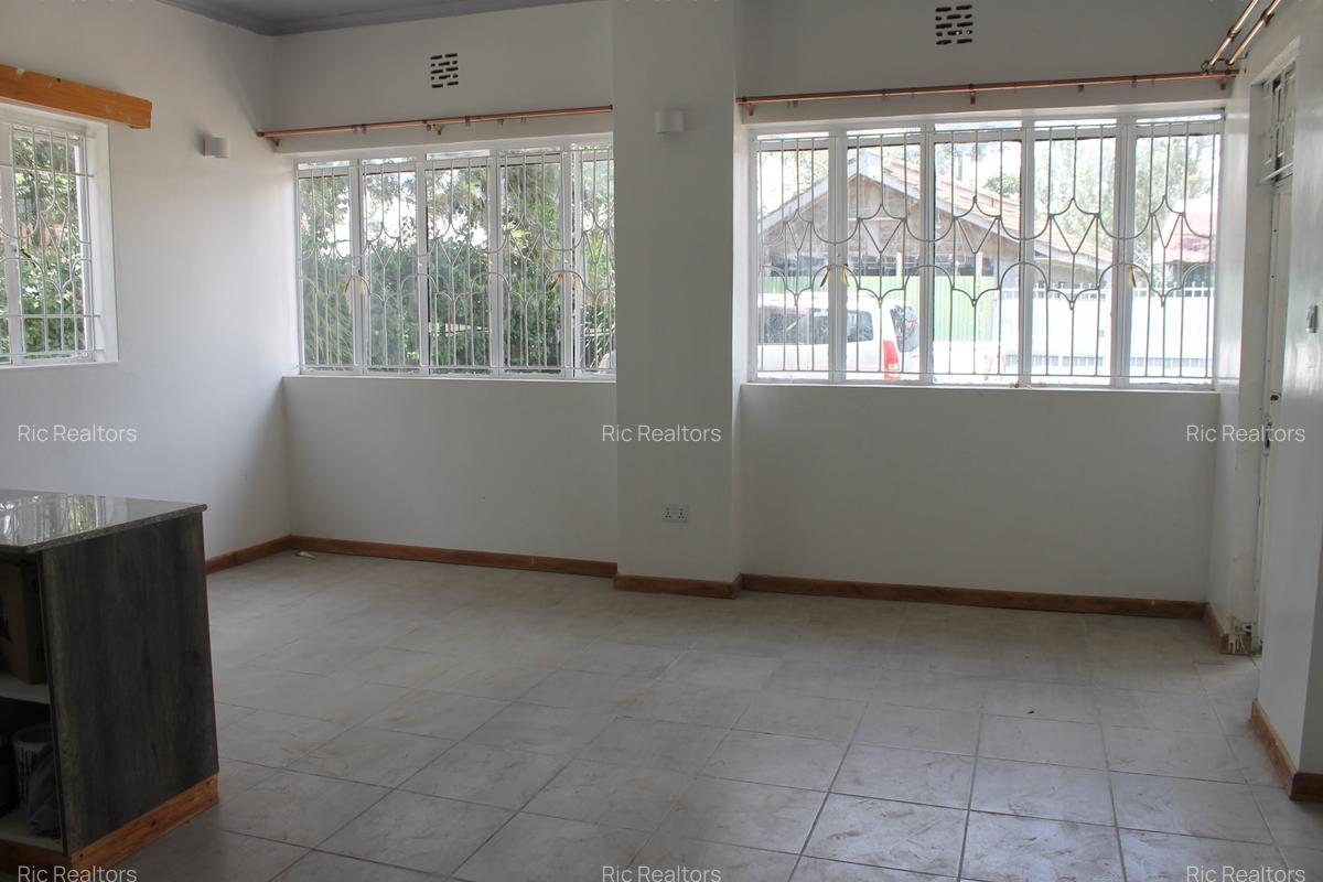 2 Bed Townhouse with Borehole in Karen - 8