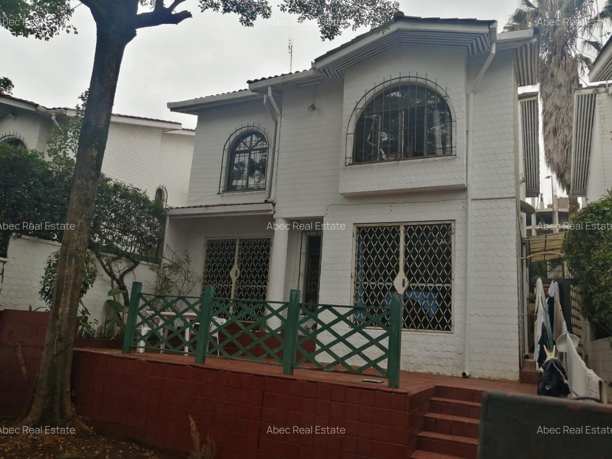 4 Bed Townhouse with En Suite in Lavington - 3