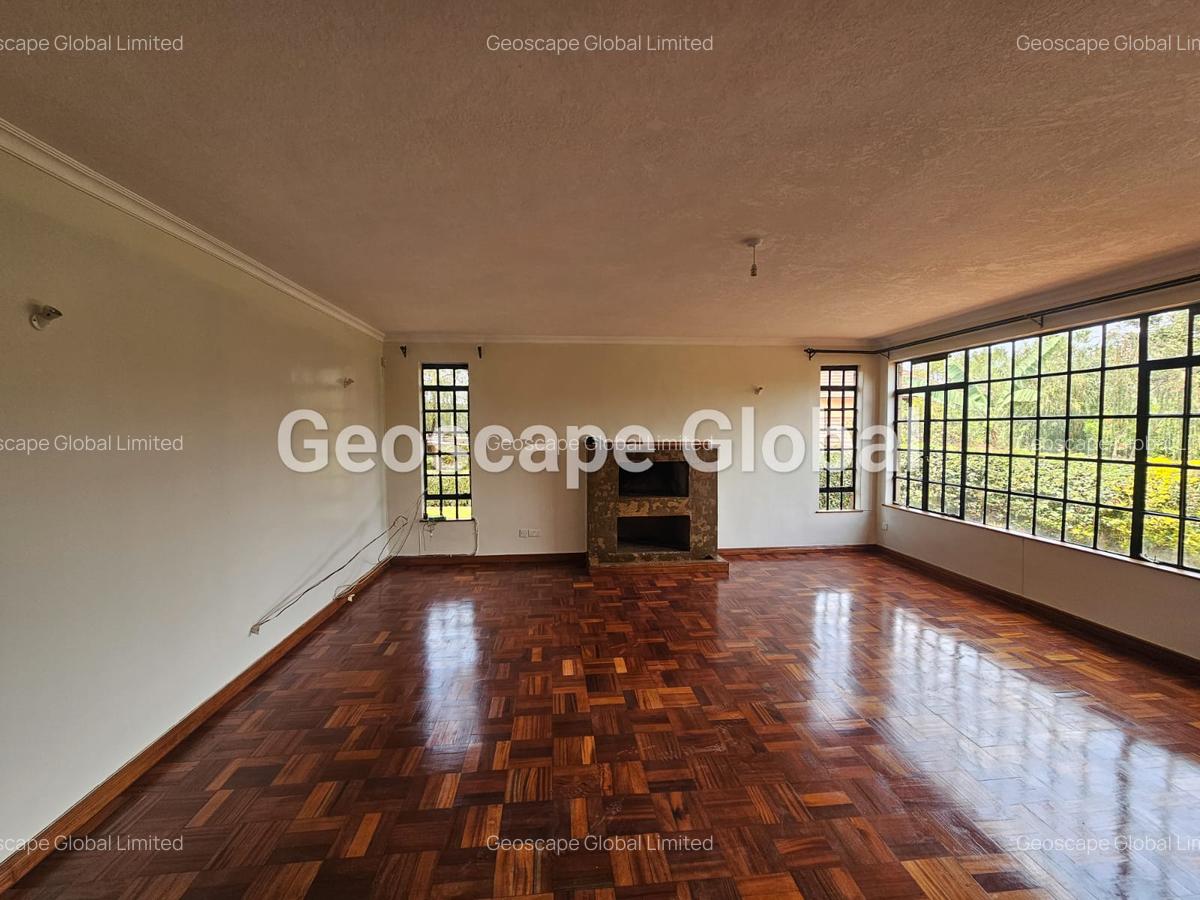 4 Bed House with En Suite in Runda - 11