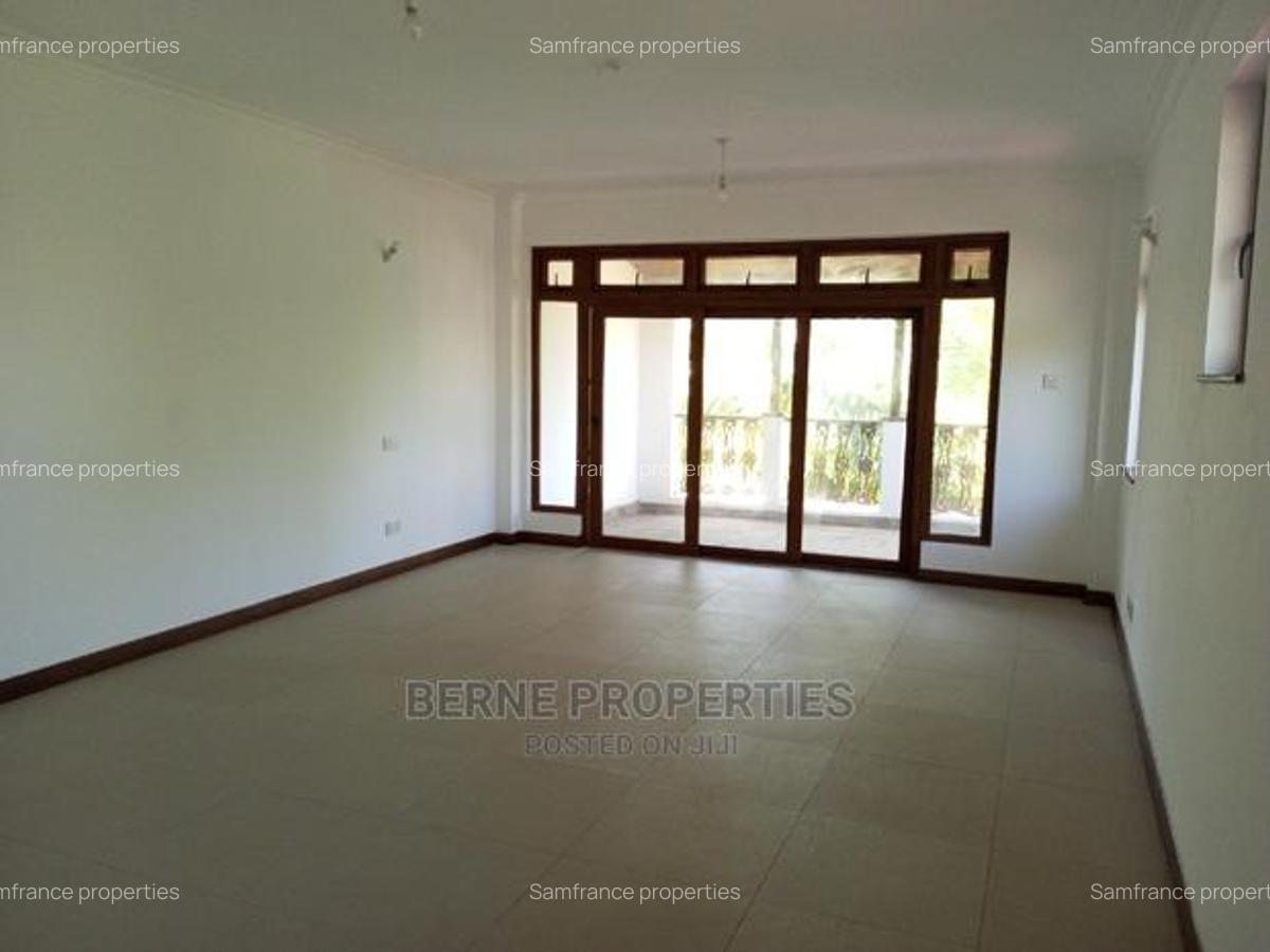 4 Bed Townhouse with En Suite at Mount Kenya Road - 10