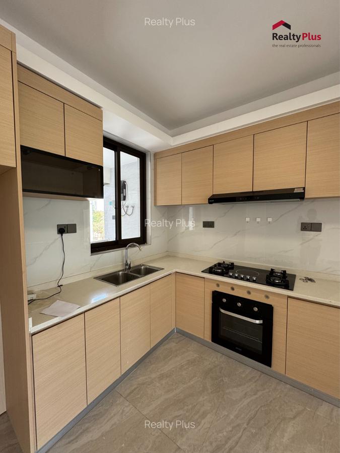 2 Bed Apartment with En Suite at Othaya Road - 4