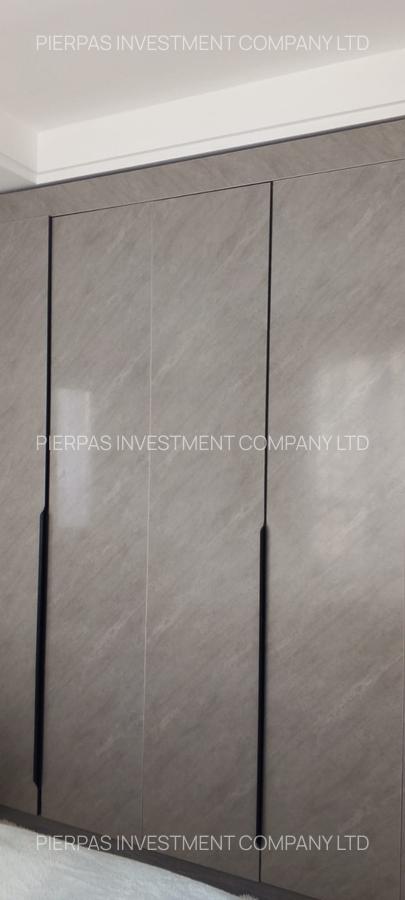 Serviced 3 Bed Apartment with En Suite in Riverside - 12