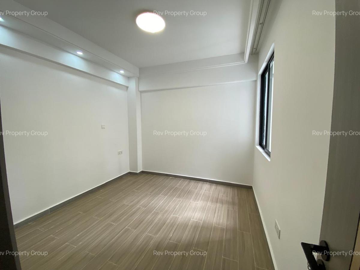 2 Bed Apartment with En Suite in Riverside - 8