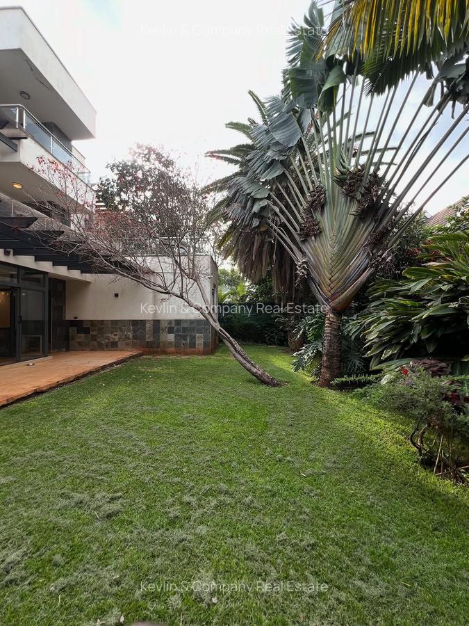 5 Bed Townhouse with En Suite in Lavington - 9