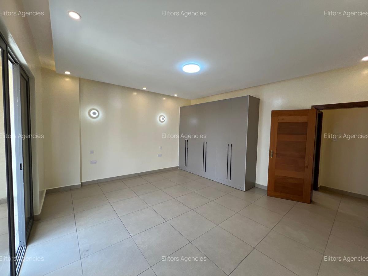 3 Bed Apartment with En Suite at Chania Avenue - 12