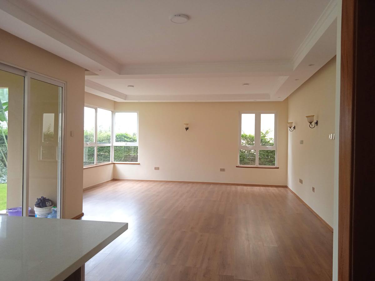 4 Bed House with En Suite in Runda - 3