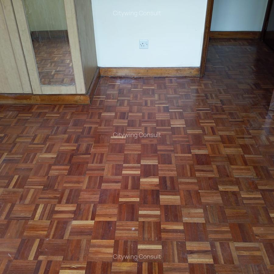 3 Bed Apartment with En Suite at Valley Arcade - 7