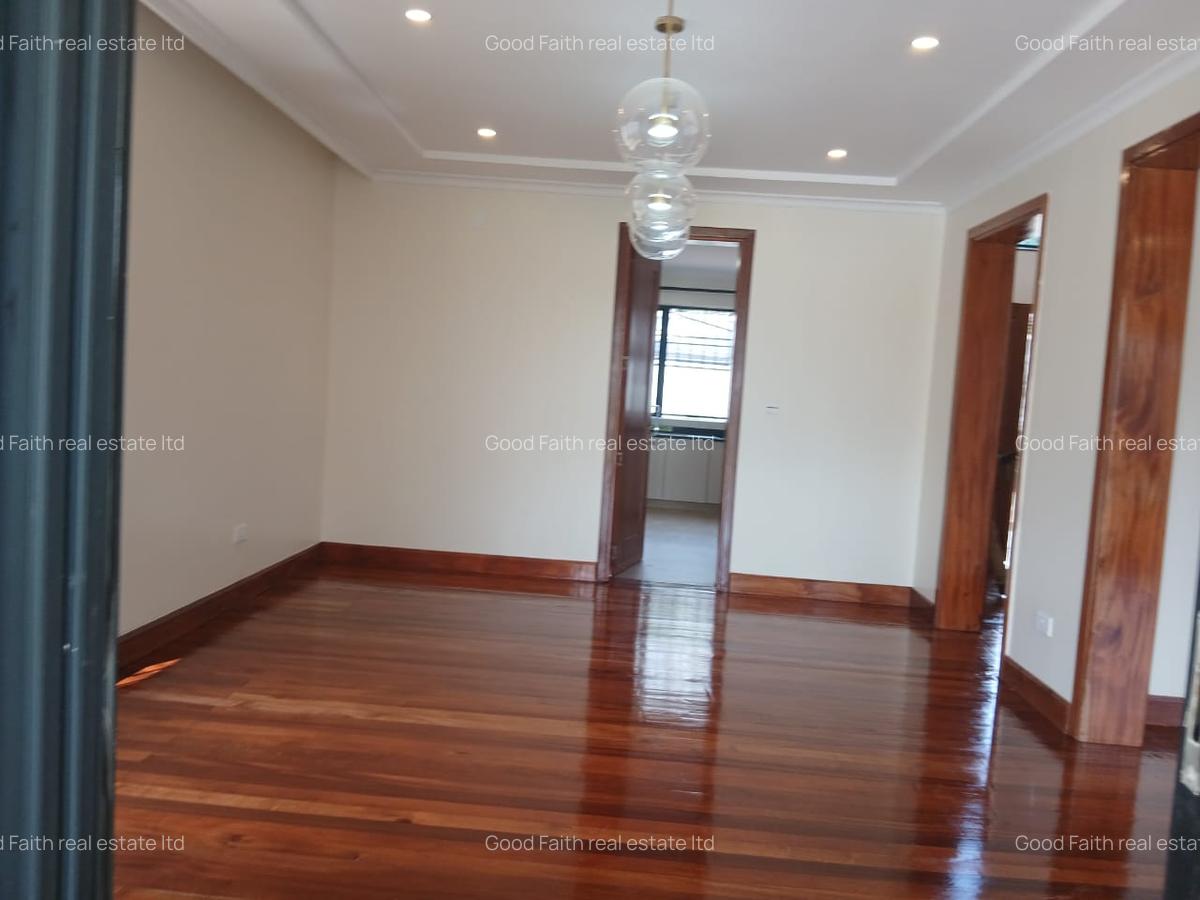 5 Bed House with En Suite in Loresho - 15