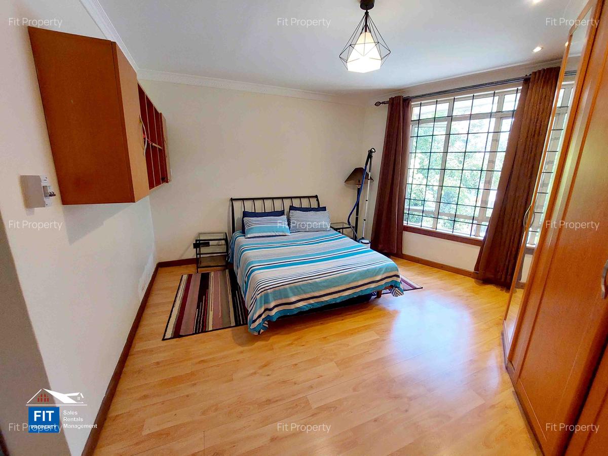 6 Bed House with En Suite at Nairobi - 8