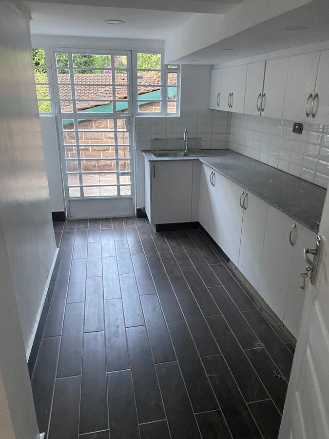 1 Bed House with En Suite in Gigiri - 3