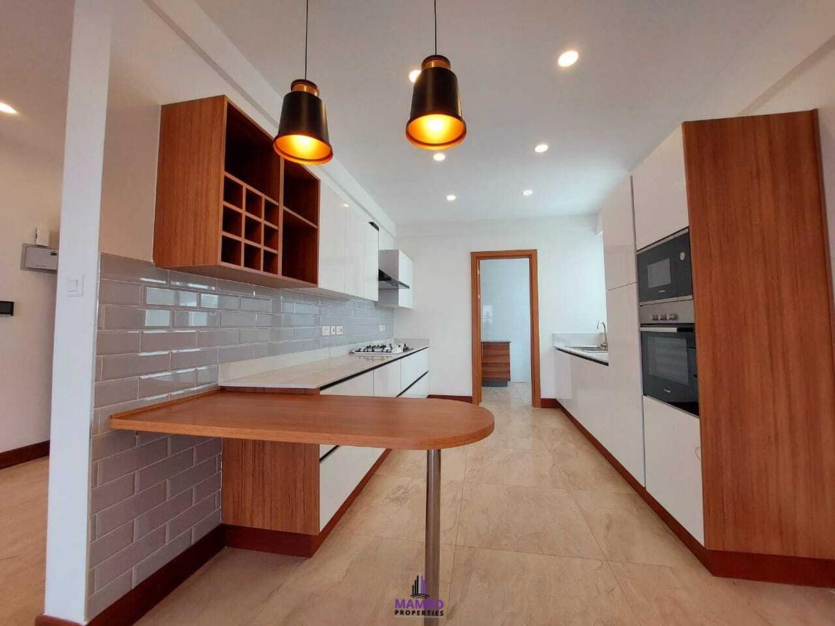 3 Bed Apartment with En Suite at City Park Drive - 16