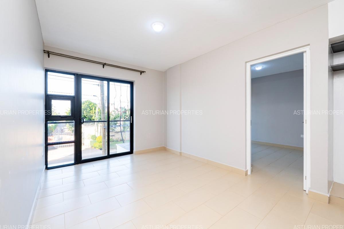 1 Bed Apartment with En Suite in Kitisuru - 19