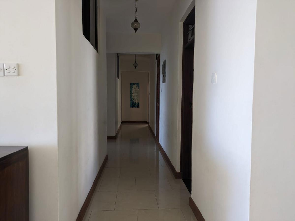 4 Bed Apartment with En Suite in Kizingo - 13