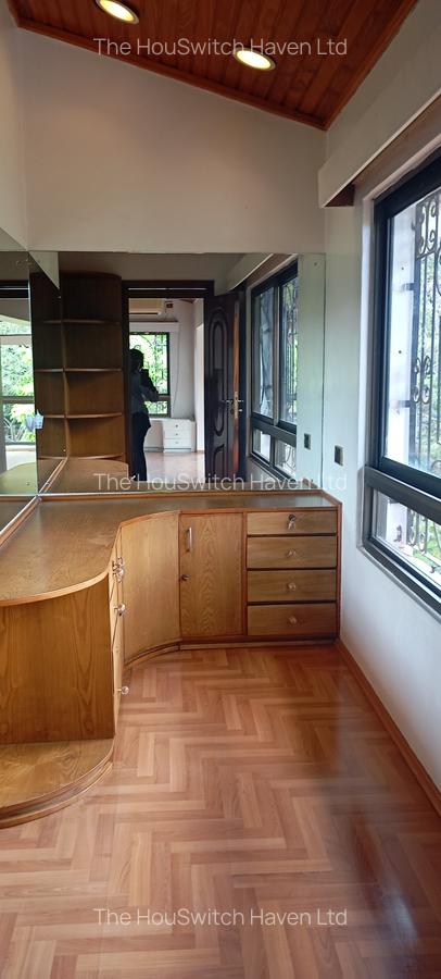 6 Bed House with En Suite at Off Un Avenue - 15