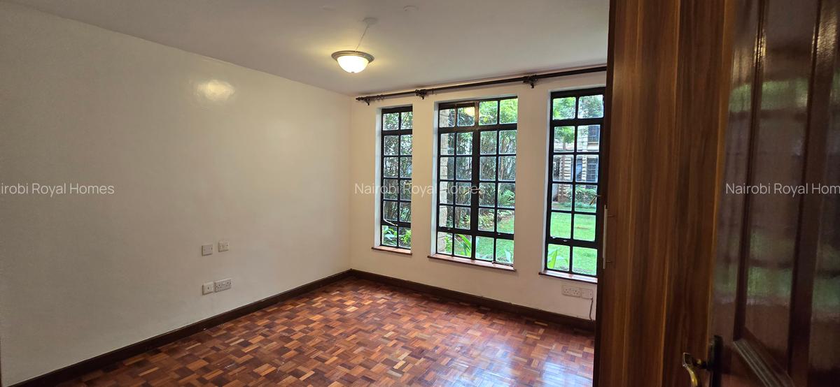 3 Bed Apartment with En Suite at Valley Arcade - 11