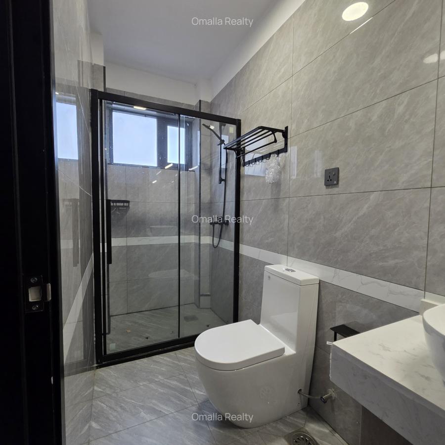 Serviced 3 Bed Apartment with En Suite in Kileleshwa - 4