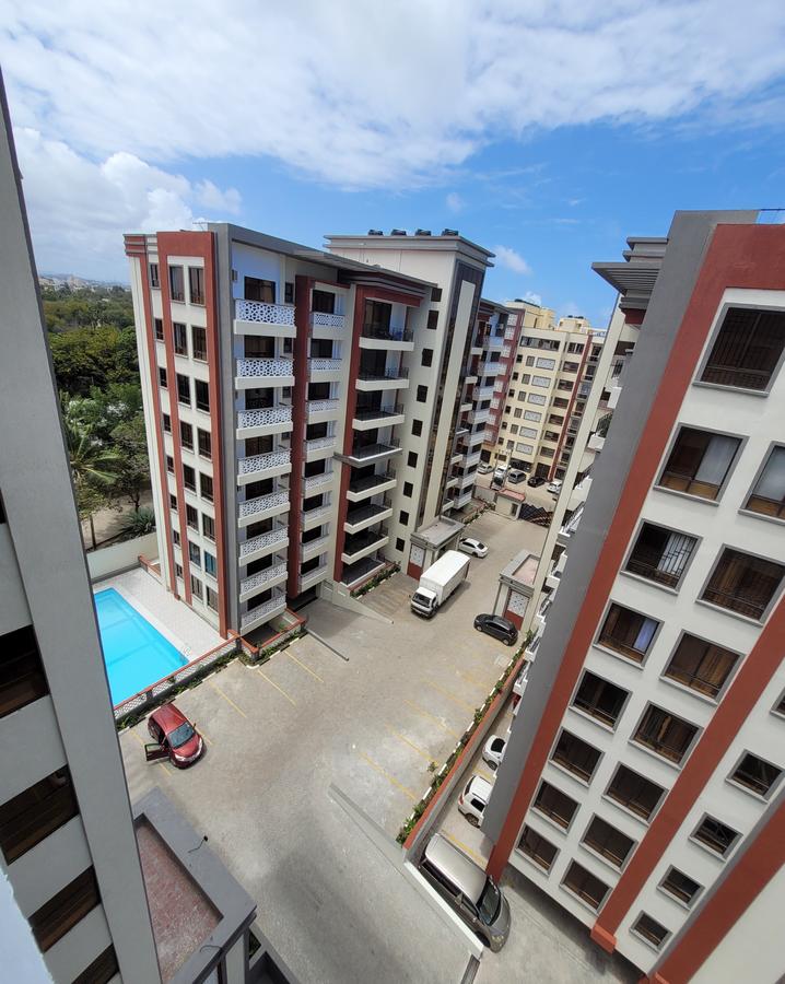 Serviced 3 Bed Apartment with En Suite in Nyali Area - 19