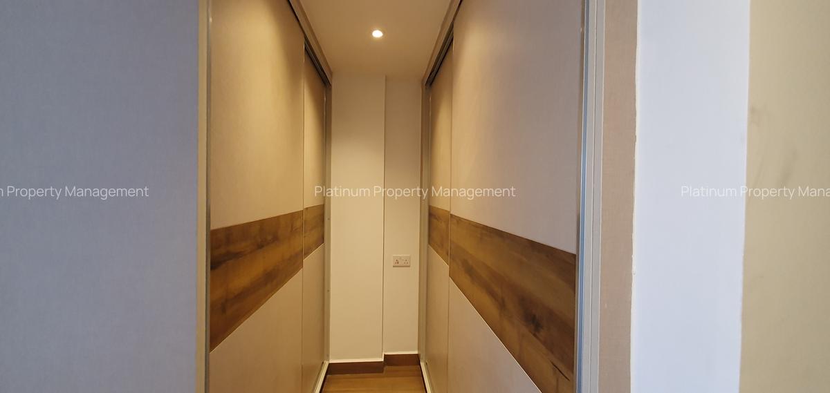 3 Bed Apartment with En Suite in General Mathenge - 15