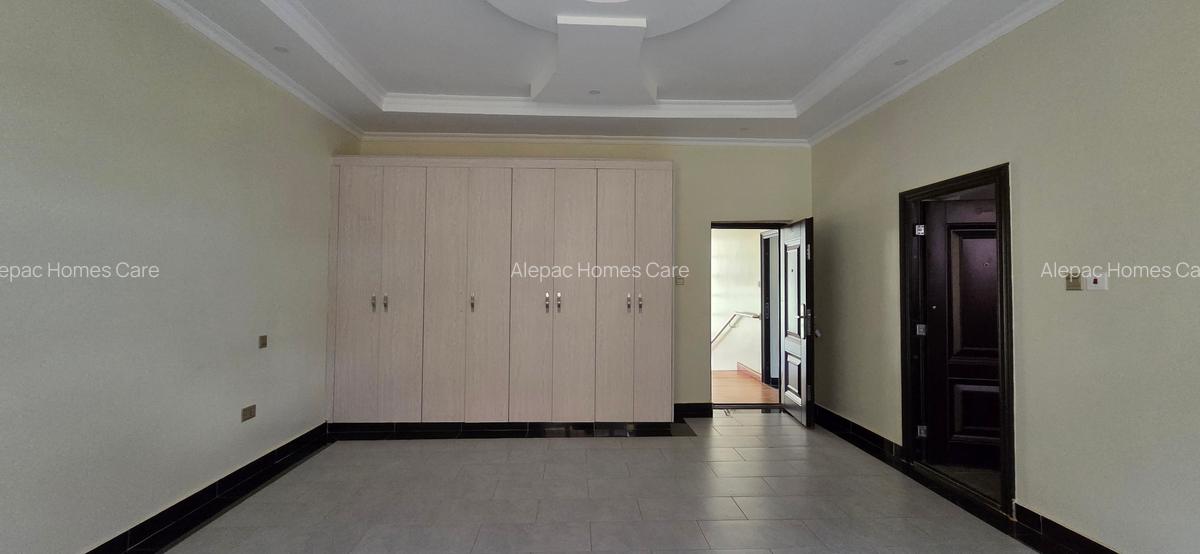4 Bed House with En Suite at Ruiru - 11