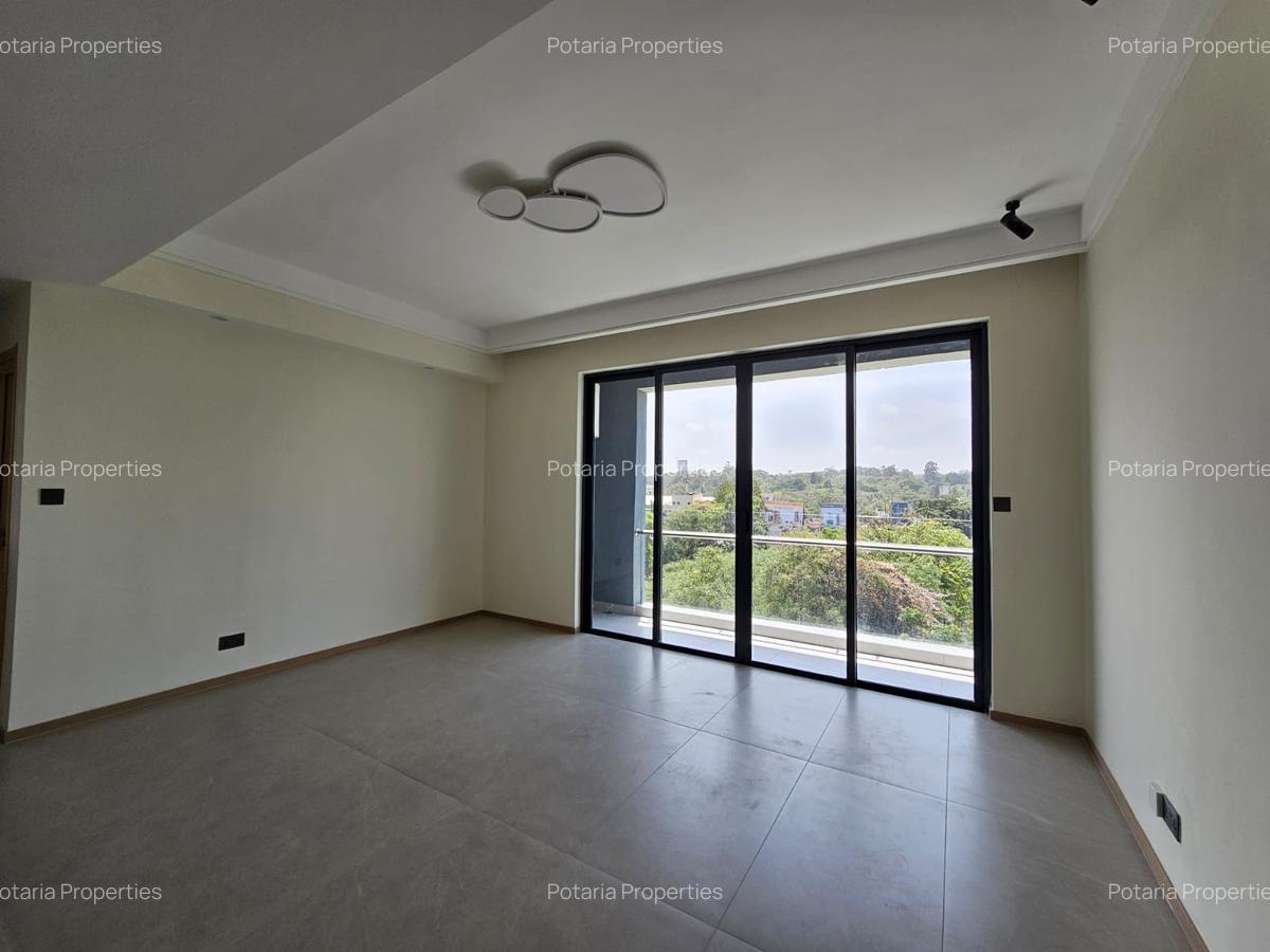 1 Bed Apartment with En Suite in Westlands Area - 3