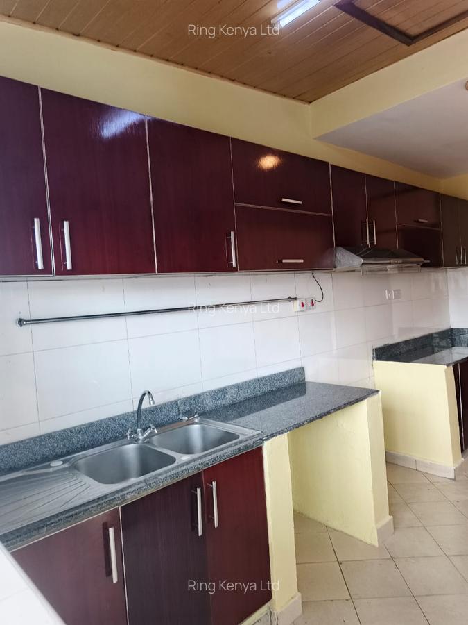 3 Bed Apartment with En Suite in Kilimani - 6