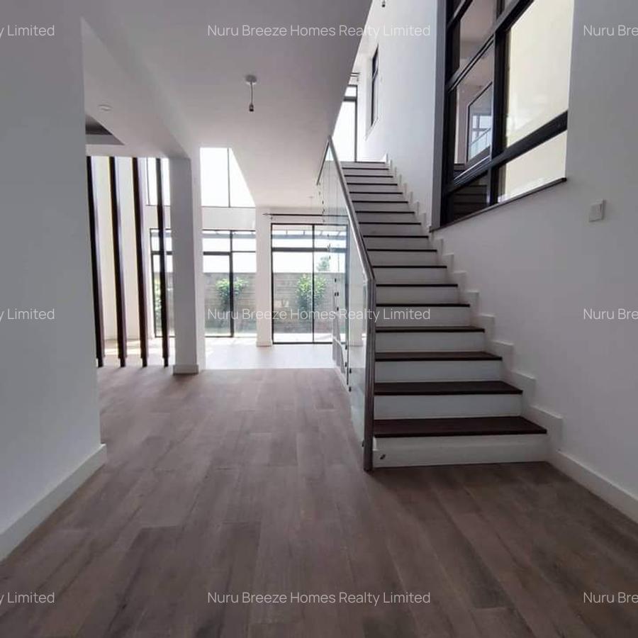 4 Bed Townhouse with En Suite in Loresho - 6