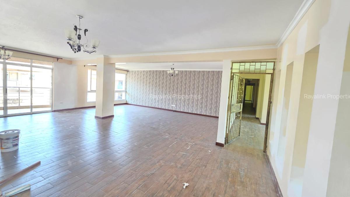 4 Bed Apartment with En Suite at General Mathenge - 12