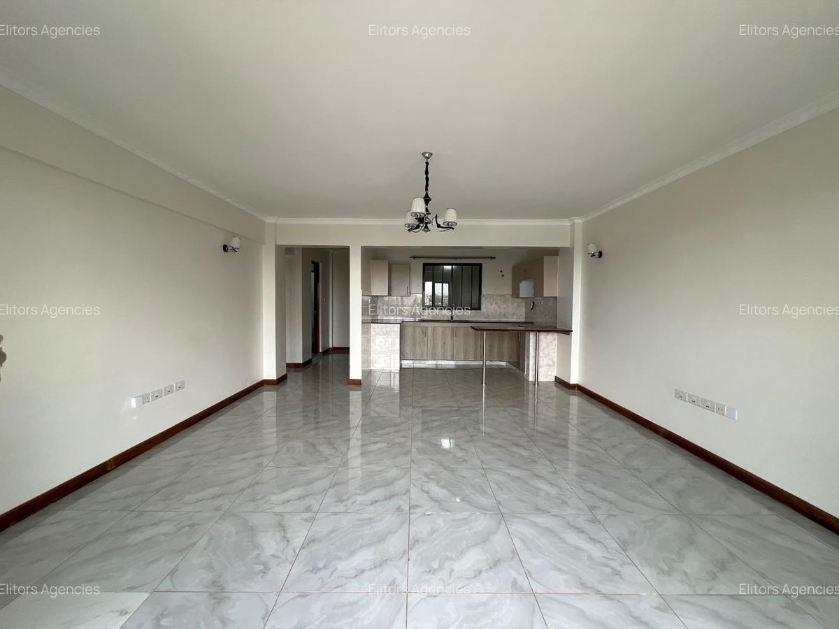 2 Bed Apartment with En Suite at School Lane - 3