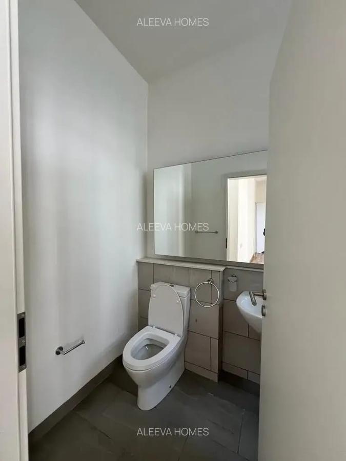 3 Bed Apartment with En Suite in Riverside - 18