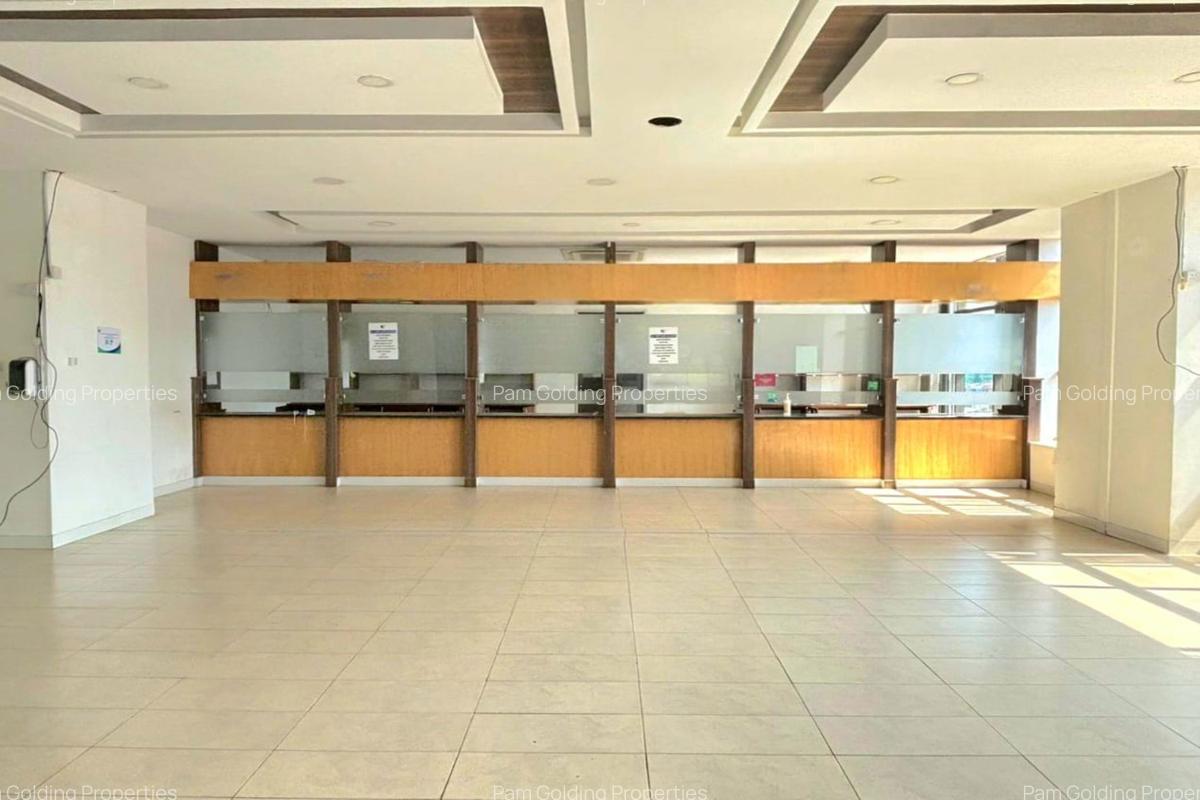 Office with Lift in Parklands - 7