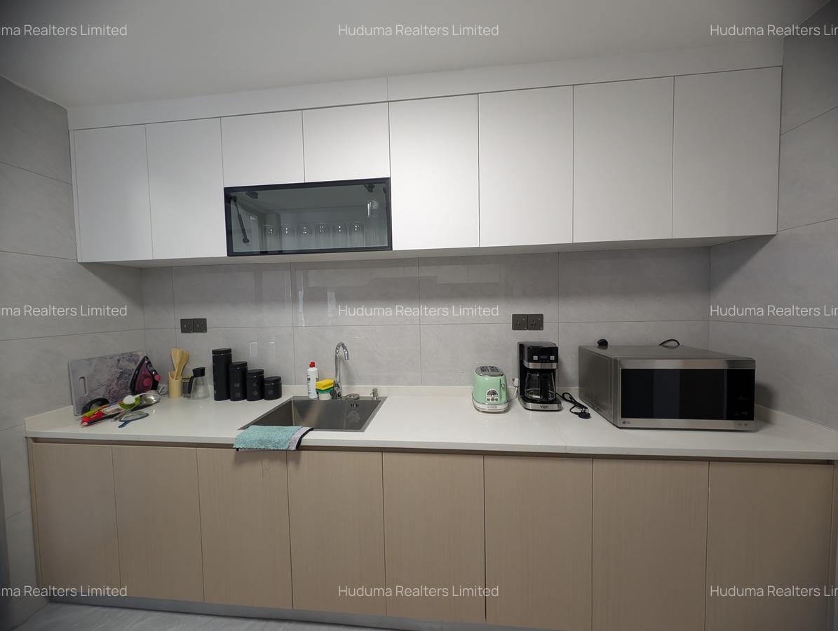 Furnished 2 Bed Apartment with En Suite in Riverside - 8