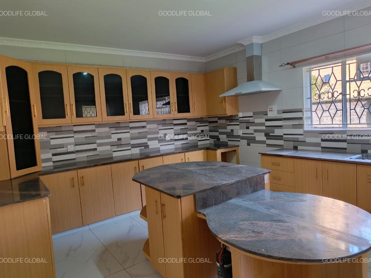 5 Bed House with En Suite at Loresho - 11