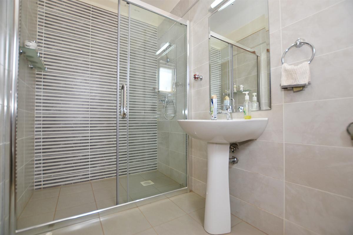 2 Bed Apartment with En Suite at Rhapta Road - 14