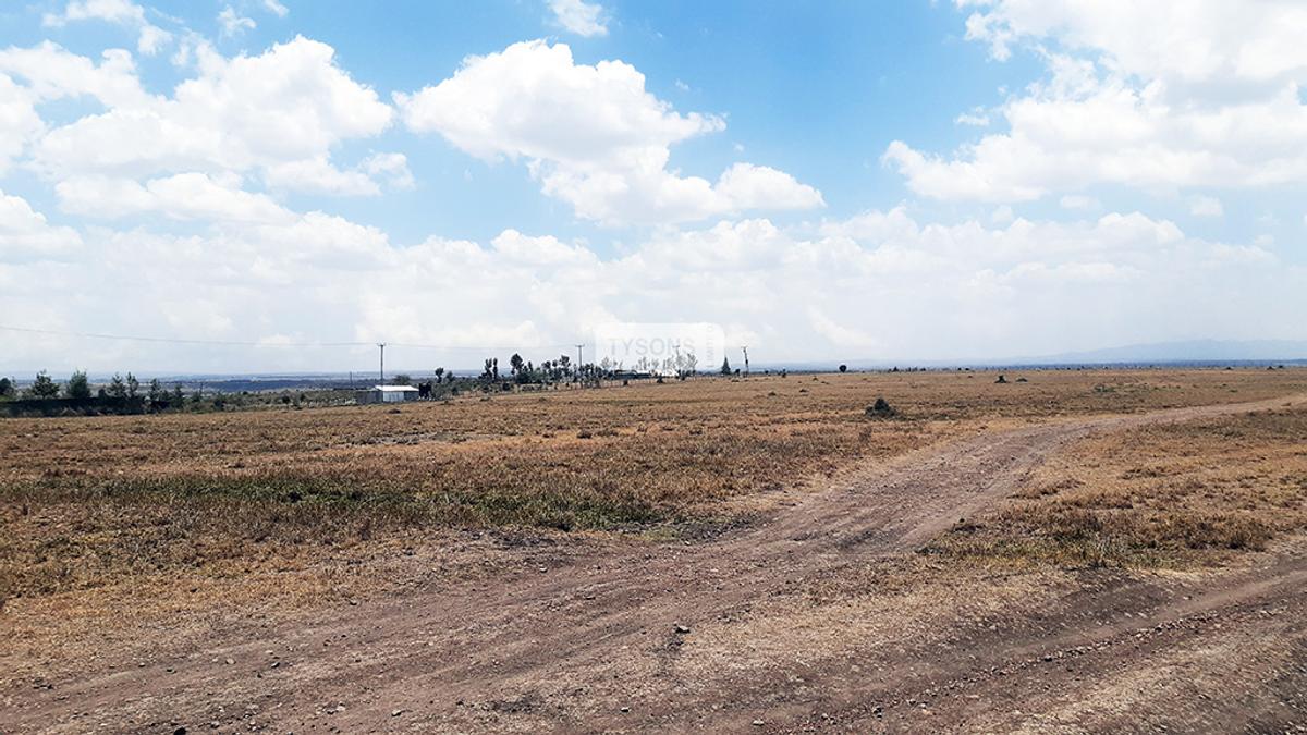 Land in Kitengela - 4