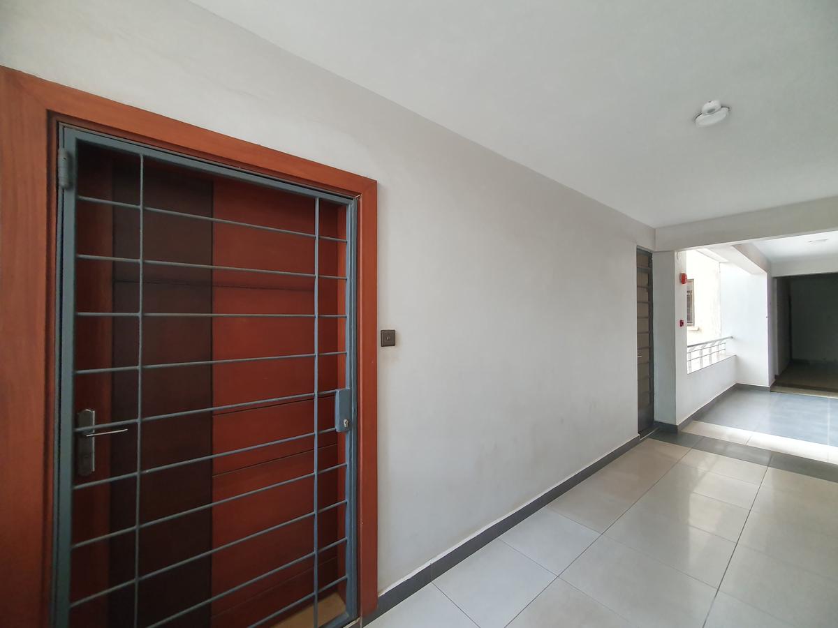 2 Bed Apartment with En Suite in Parklands - 13