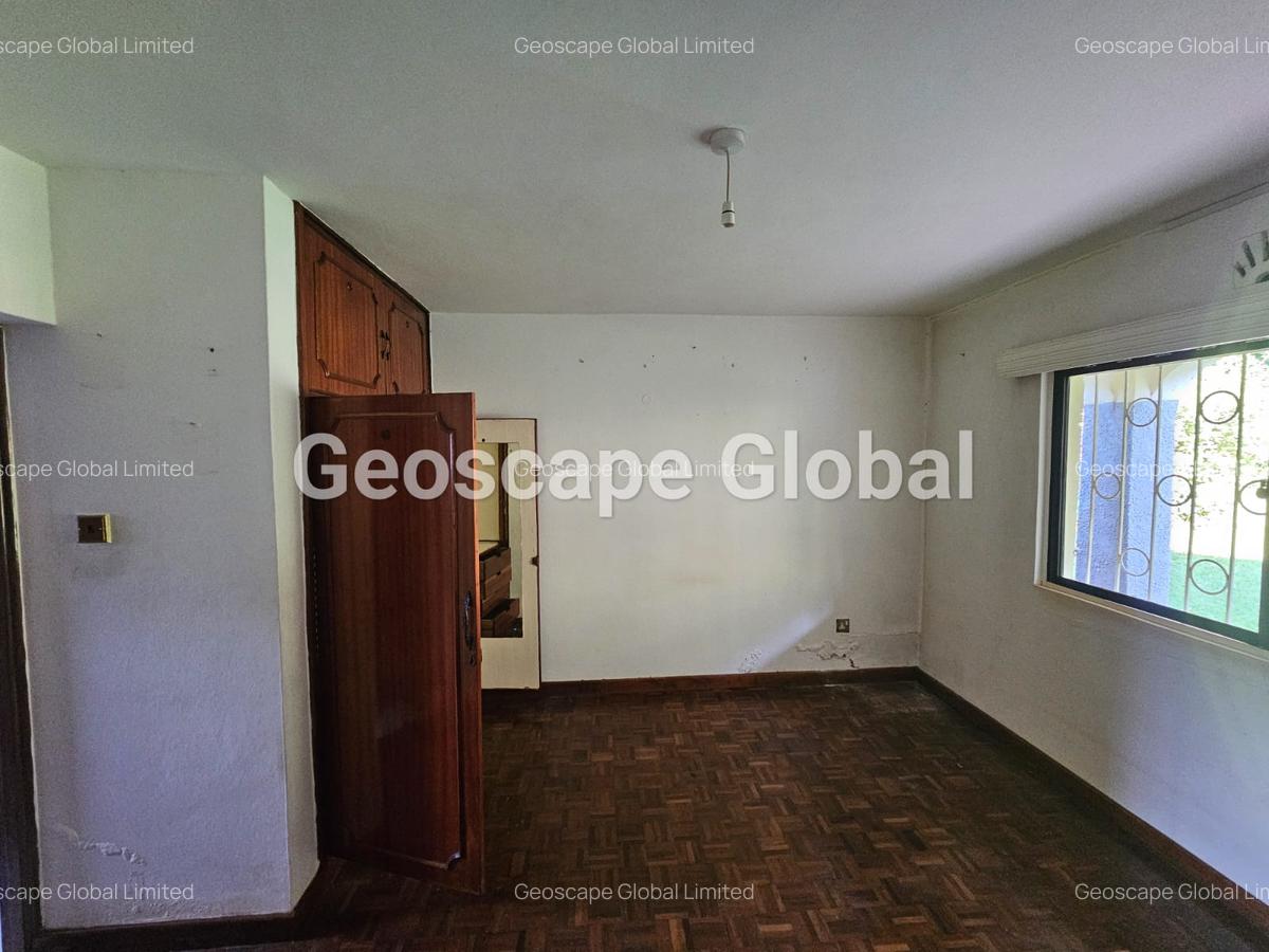 4 Bed House with En Suite in Kyuna - 13