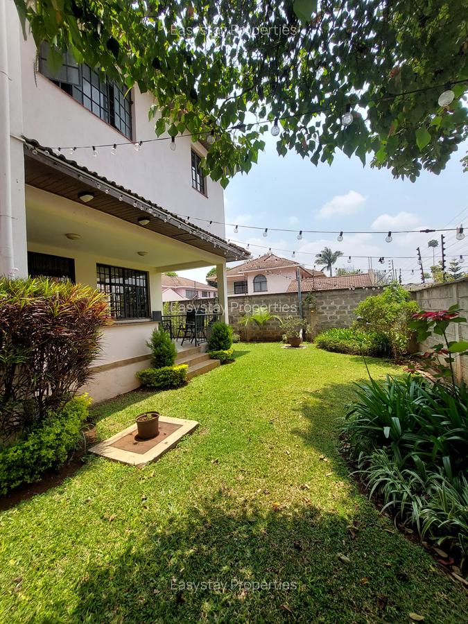 4 Bed Townhouse with En Suite in Lavington - 16