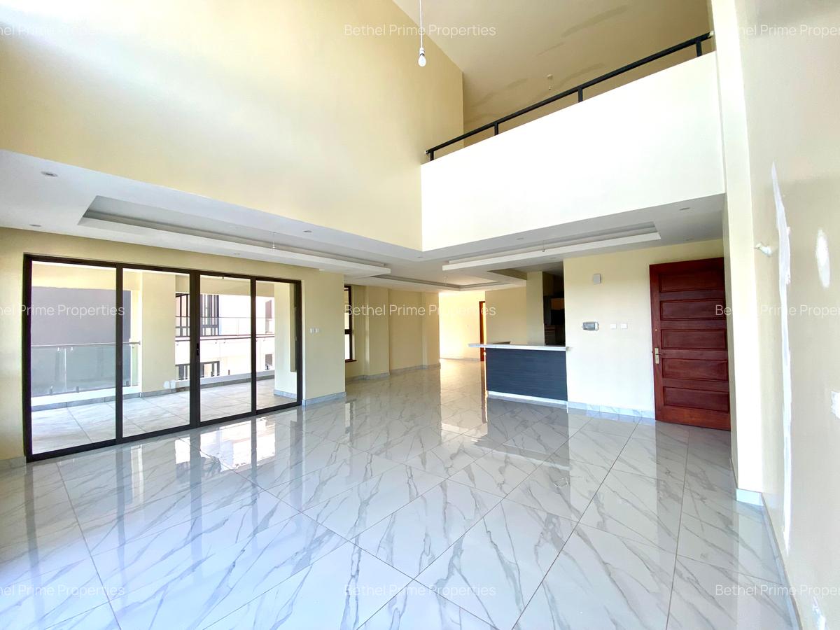 4 Bed Apartment with En Suite in General Mathenge - 1