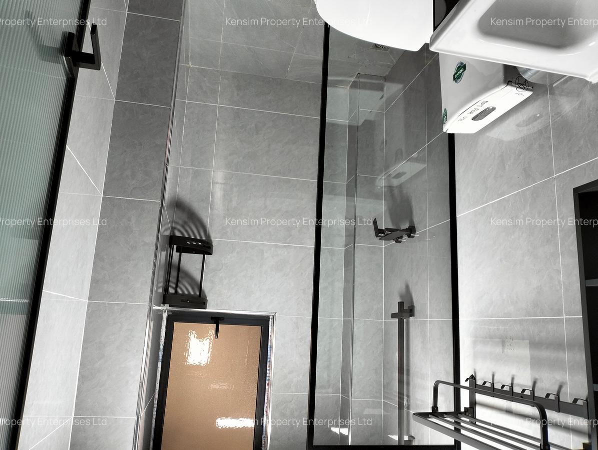 2 Bed Apartment with En Suite in Brookside - 7