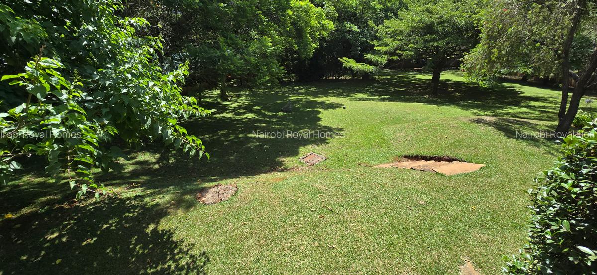 4 Bed House with En Suite at Jacaranda Avenue - 6