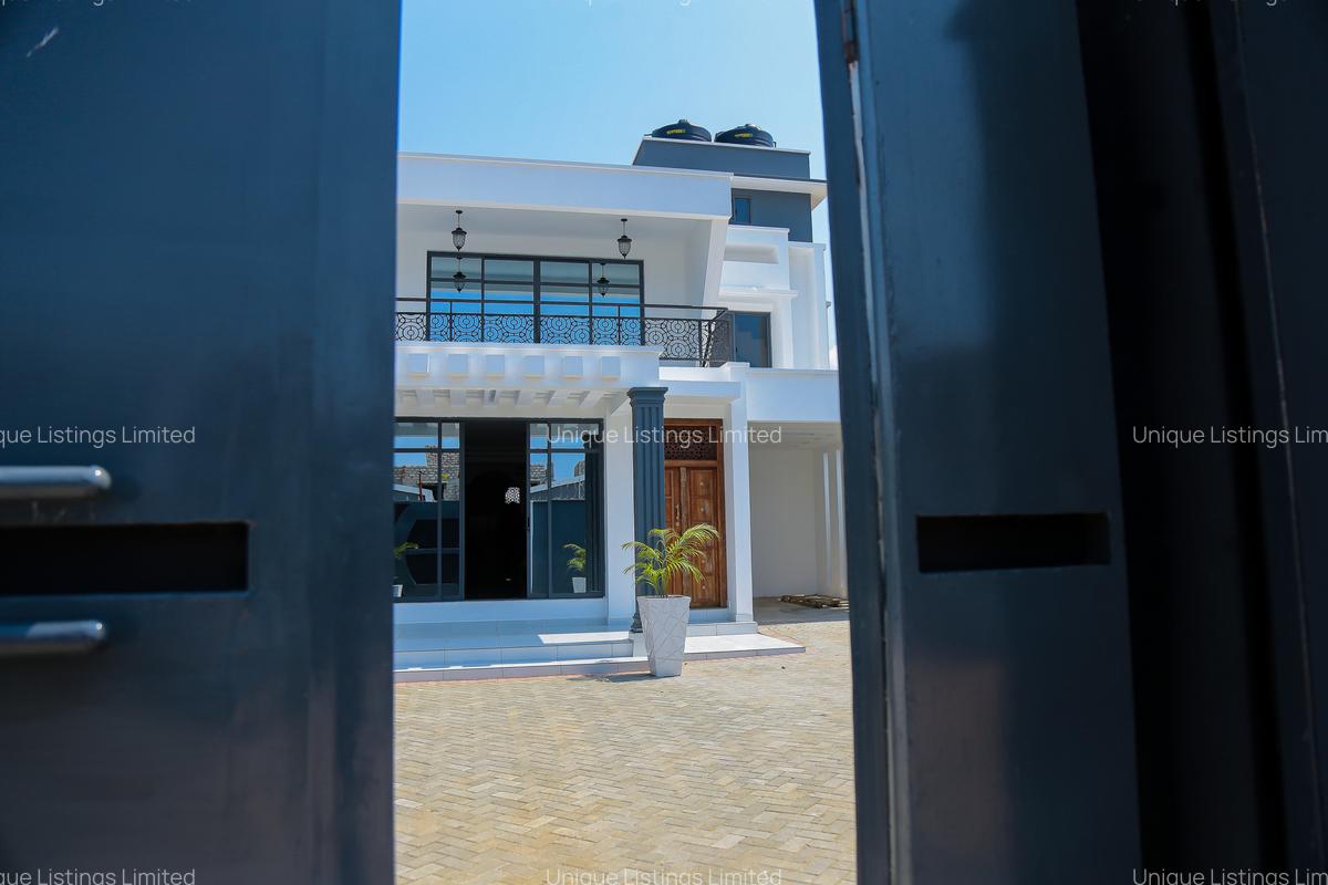 3 Bed House with En Suite in Mtwapa - 1